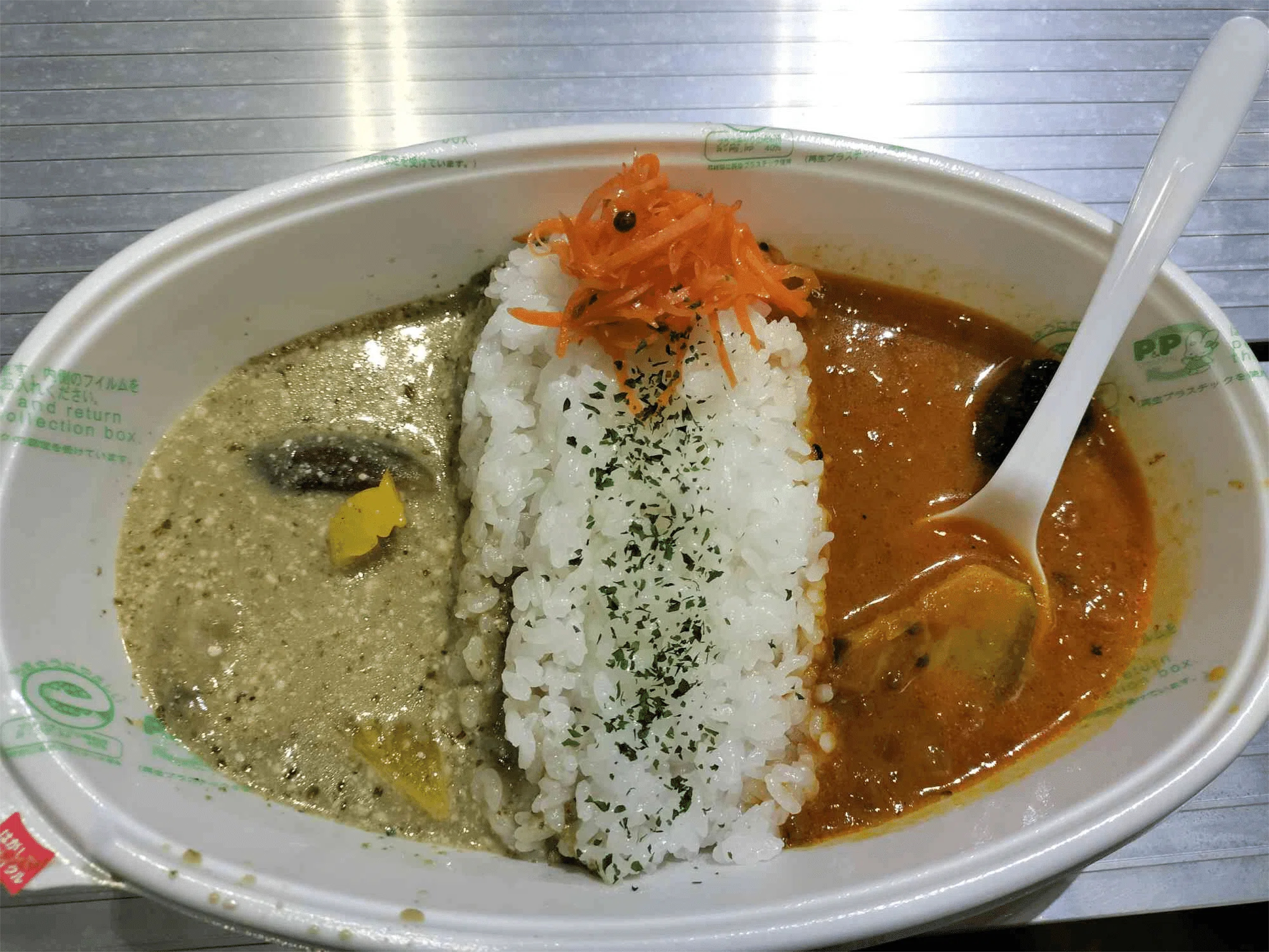 フィッシュヘッドカレー